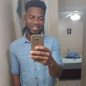 Meet your Posher, Josue